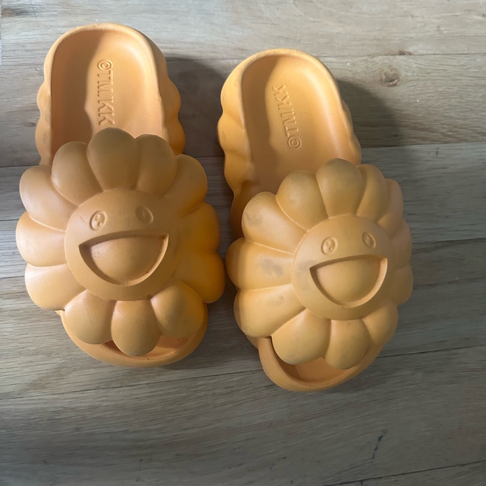Takashi Murakami Ohana Slides Women's Orange Flower Sandals